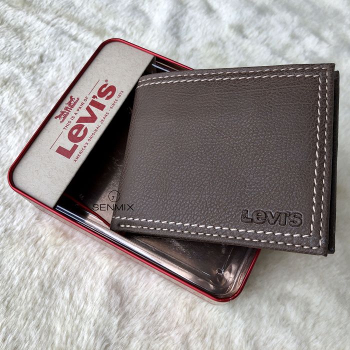 Levi's Men's Slim Bifold Genuine Leather Casual Thin Slimfold Brown Wallet 31LV1344 200