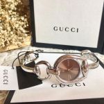 Gucci Horsebit Mặt Tròn Màu Nâu Dây Kim Loại Màu Bạc YA139501