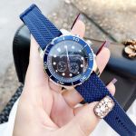 Bulova Chronograph Mặt Tròn Màu Đen Dây Cao Su Màu Xanh 98A190