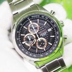 Seiko Chronograph Mặt Tròn Màu Đen Dây Kim Loại Màu Bạc Lịch Ngày SSB199P1