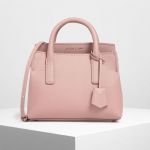 Charles & Keith Tuck-In Flap Structured Xách Tay Màu Hồng CK2-30270316-1