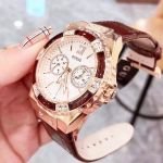 Guess Multifunction Mặt Tròn Màu Trắng Dây Da Màu Nâu Lịch Ngày Thứ U0775L14