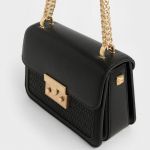 Charles & Keith Textured Boxy Chain Màu Đen Dây Xích Màu Vàng CK2-80700972-3