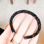 Swarovski Crystaldust Cuff Nạm Pha Lê Màu Đen 5250073