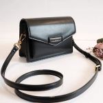 Charles & Keith Envelope Màu Đen CK2-90680630