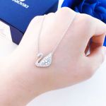 Swarovski Iconic Màu Bạc Thiên Nga Ngọc Trai 5416605