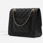 Charles & Keith Quilted Clutch Trần Trám Màu Đen Dây Xích CK2-70150587