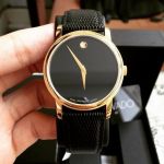 Movado Museum Mặt Tròn Viền Vàng Dây Da Màu Đen 2100005