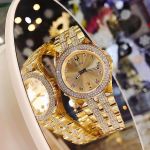 Bulova Crystal Mặt Tròn Dây Kim Loại Màu Vàng Lịch Ngày 98M114