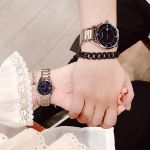 Bulova Set Diamond Couple Watch Mặt Xanh Dây Kim Loại Màu Bạc 96X151