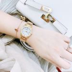 Bulova Highbridge Mother of Pearl Mặt Trắng Dây Kim Loại Màu Vàng 98R165