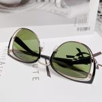 Salvatore Ferragamo Kính Mát Mắt Mèo Gọng Kim Loại SF183S 001