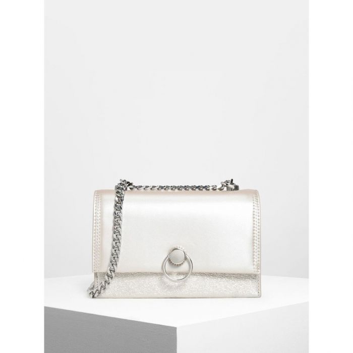 Charles & Keith Metallic Ring Push Lock Màu Pearl CK2-20780807