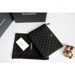 Chanel Classic Pouch Màu Đen A82545