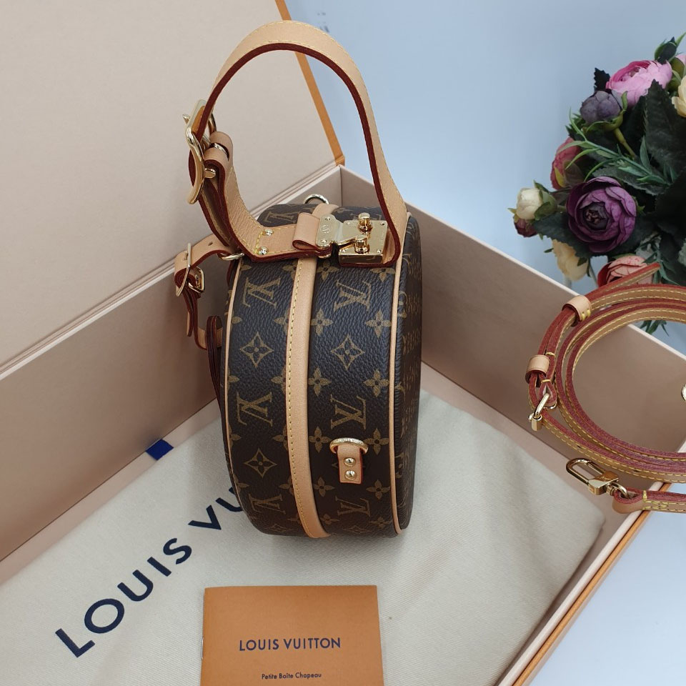 Shop Louis Vuitton PETITE BOITE CHAPEAU 2021-22FW Petite boite chapeau  (M43514) by sunnyfunny